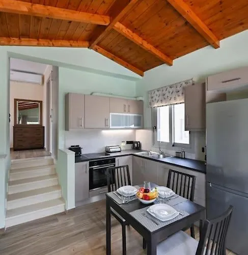 Cosy Halipoma-tilemahos Into Town Close Villa